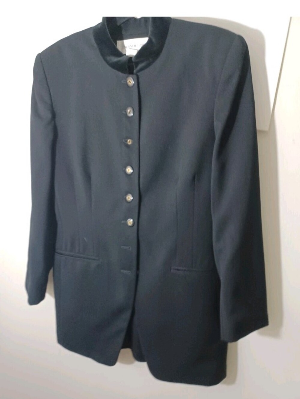 Jones New York Vintage Wool Women's Black Button-Front Jacket Pre-owned READ
